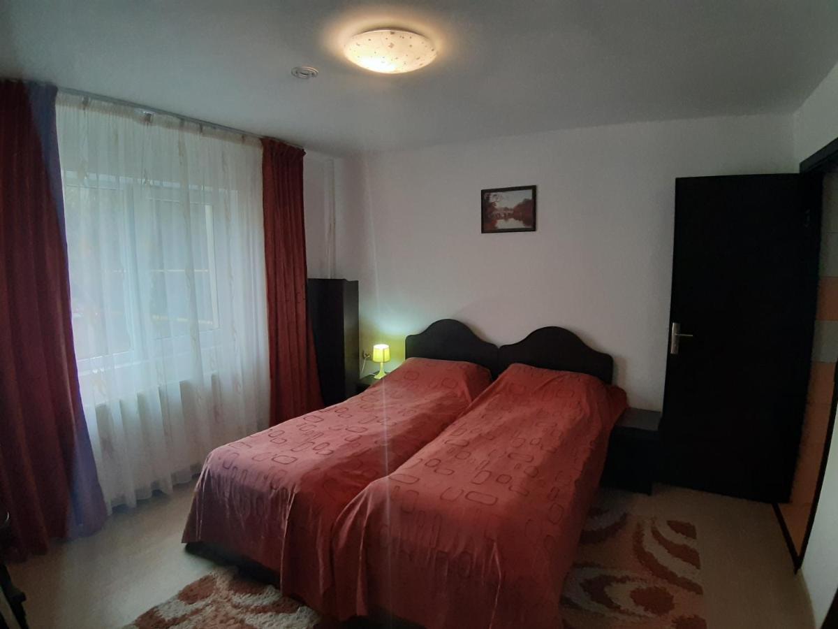 Steaua Nordului Hotel Târgu Neamț Eksteriør billede
