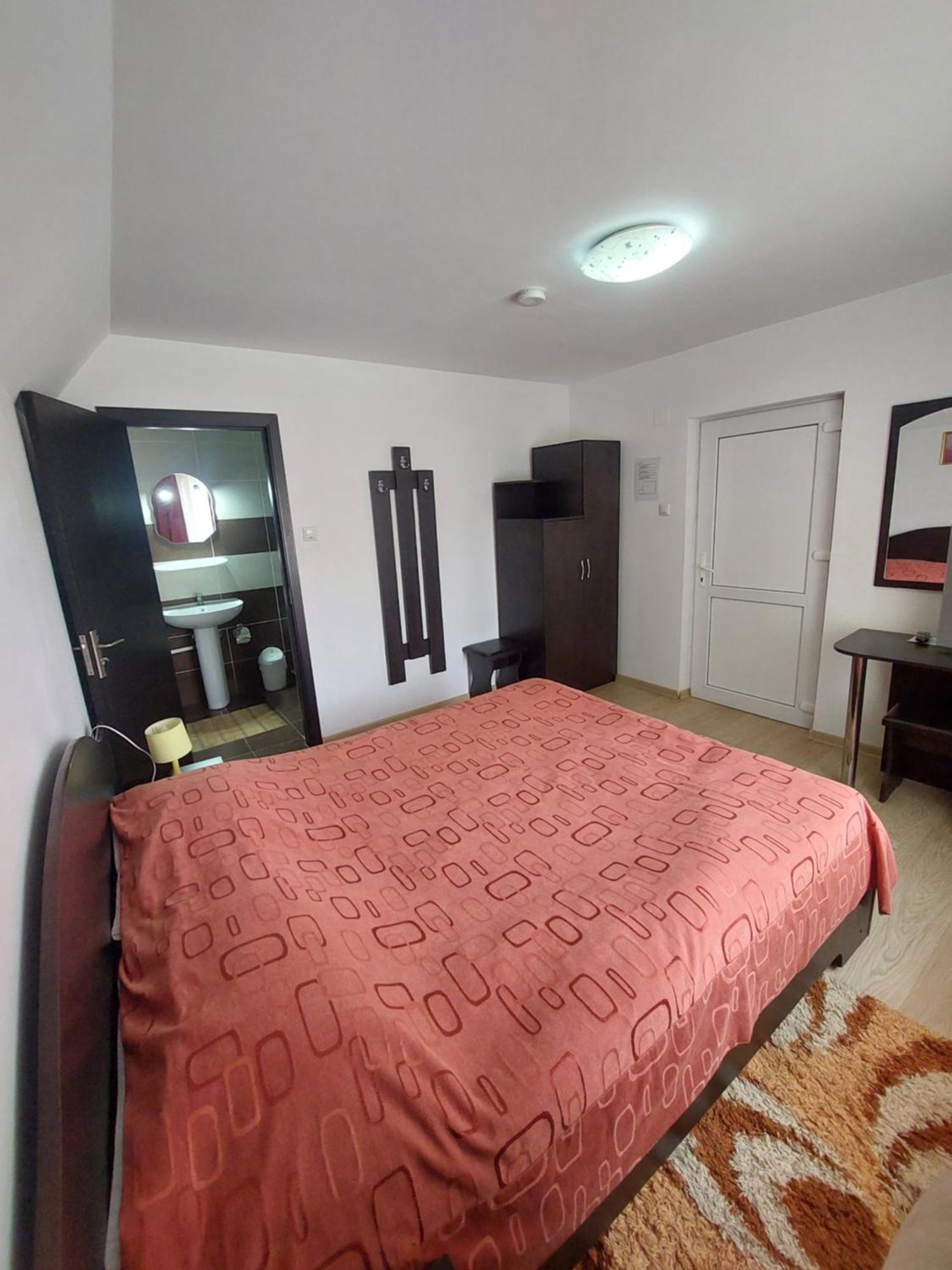 Steaua Nordului Hotel Târgu Neamț Eksteriør billede